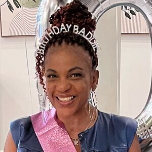 Meet your Posher, Roslyn